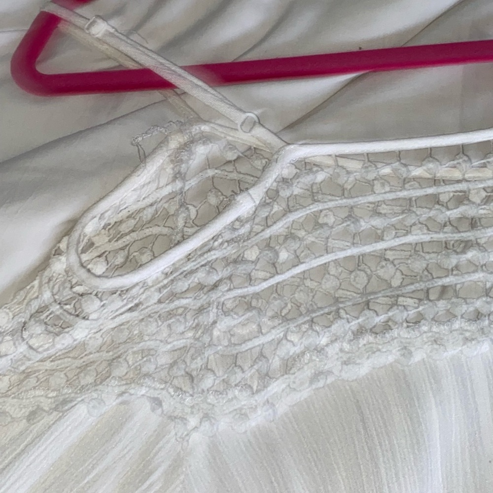 white romper - Picture 2 of 4